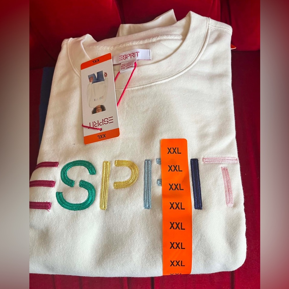 Esprit Women’s Viral Cream Embroidered Logo Crewneck Sweatshirt NEW